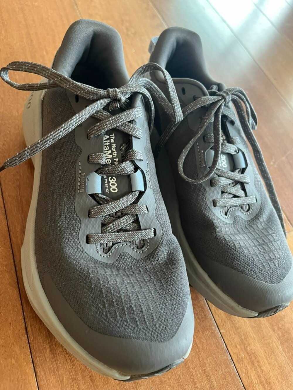 The North Face Altamesa 300 Trail Running Shoes - Women's Size 7- BlueGray *EUC*